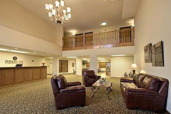 Supertel Inn And Conference Center Creston Интерьер фото